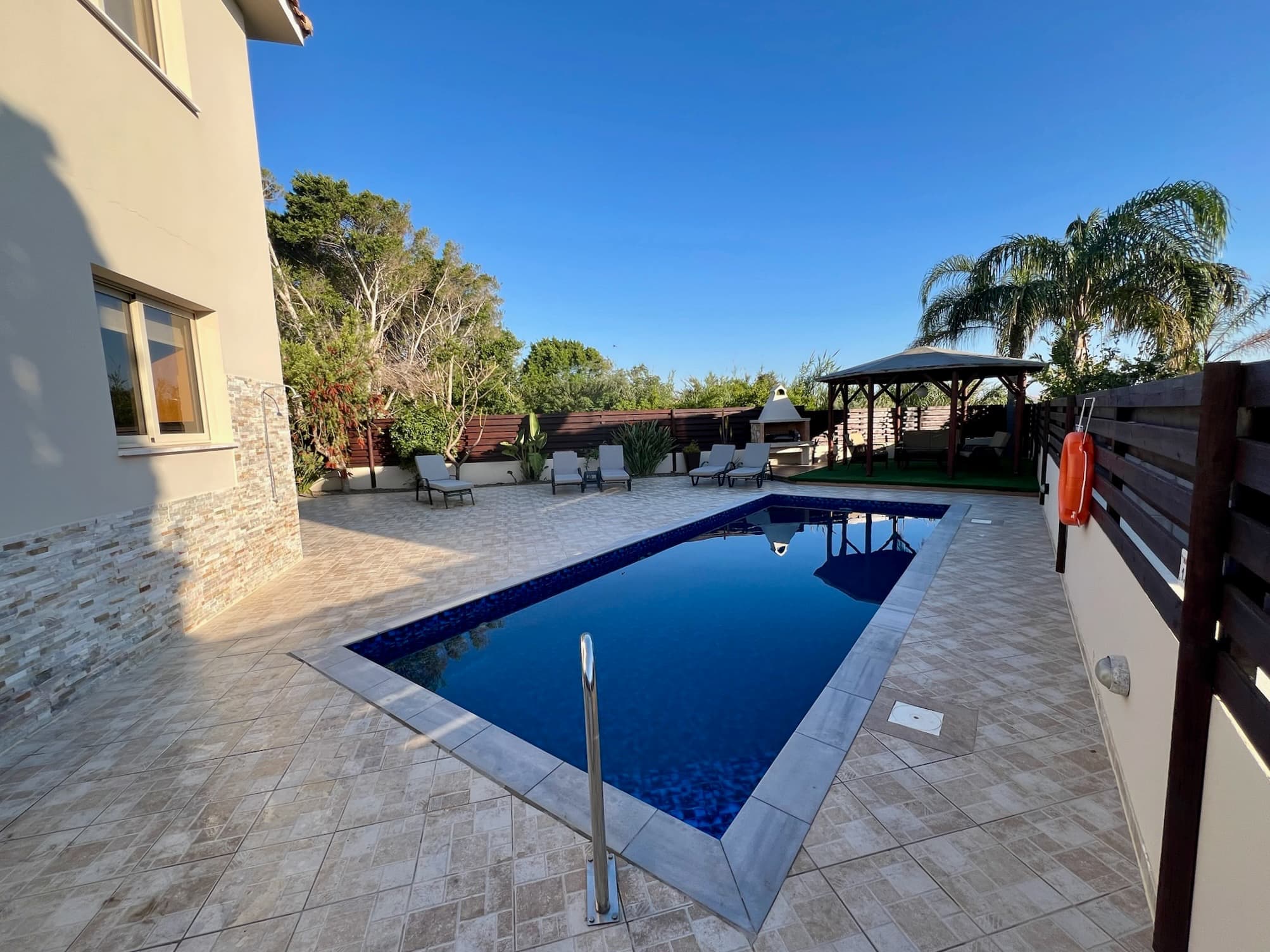 Paradise Point villa gallery image